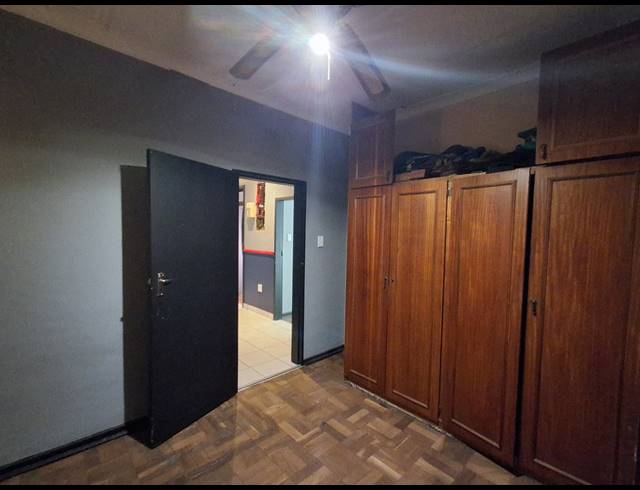 3 BEDROOM FREESTANDING FOR SALE IN STILFONTEIN EXT 4
